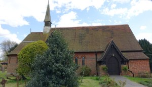 hertford_heath_holy_trinity300415_36
