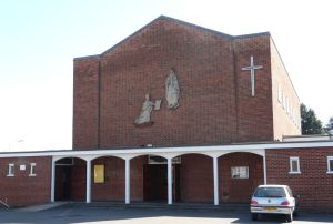 hoddesdon_st_augustine_rc200413_2