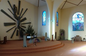 welwyn_garden_city_our-lady_queen-of-apostles221216_9