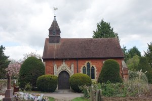 hoddesdon_cemetery_chapel300415_1