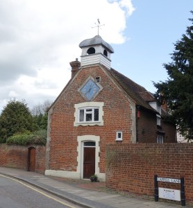 stanstead_abbots_clockhouse300415_1