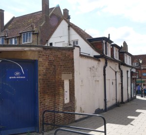 rickmansworth_strict_methodist_former010916_