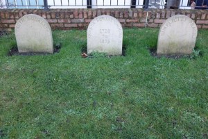 ware_quaker_burial_ground251116_4